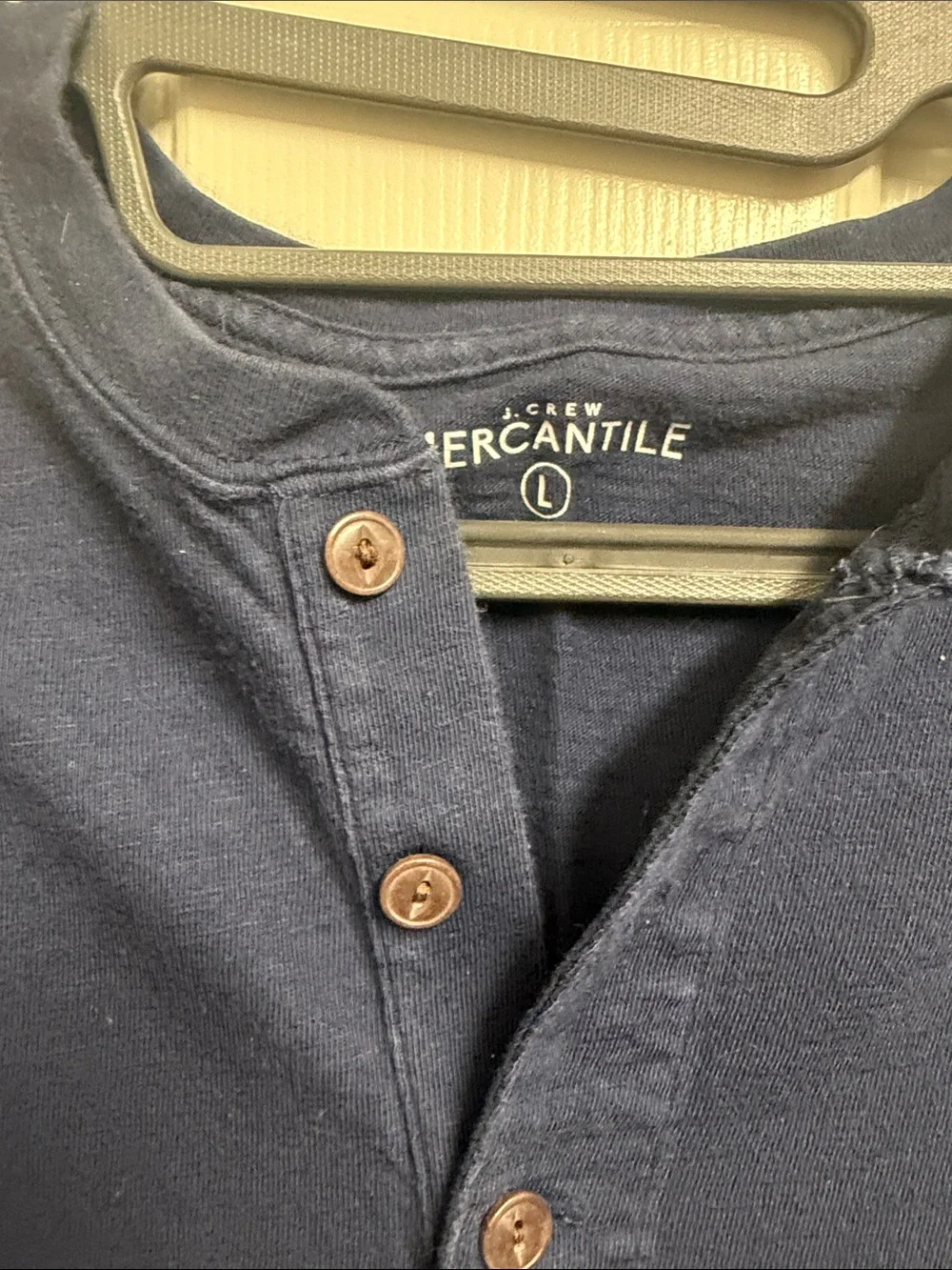 2 pack- Men’s Navy Short-Sleeve Henley & baby blue T-shirt